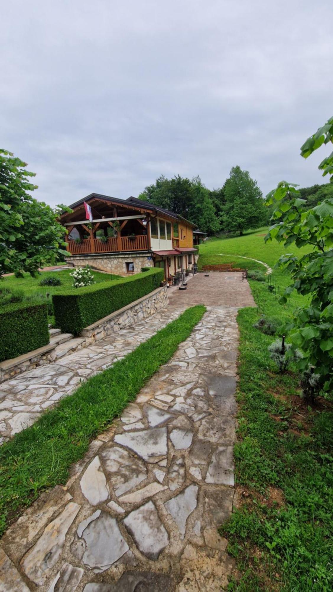 شقة Plitvice Zg سوملجاناك المظهر الخارجي الصورة